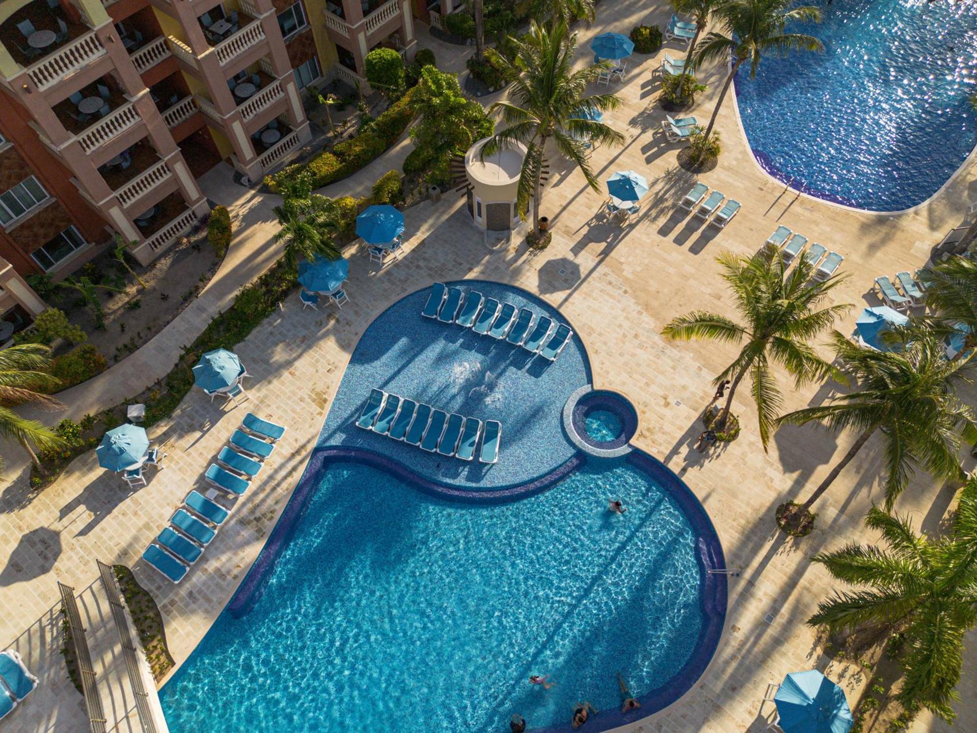 Infinity Bay Spa & Beach Resort West Bay Eksteriør bilde
